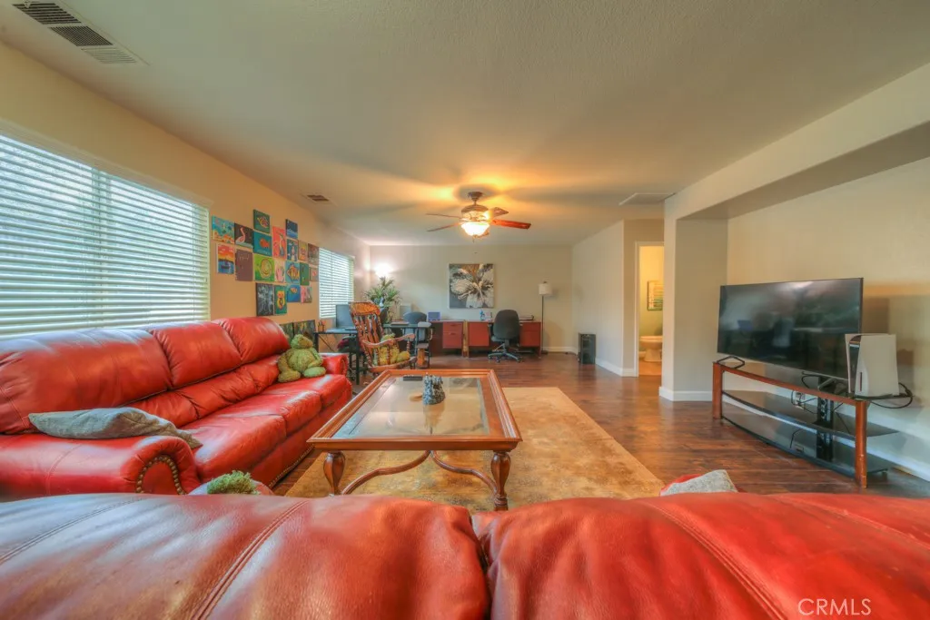 28688 Lavatera Avenue, Murrieta, California 92563 home-pic-32